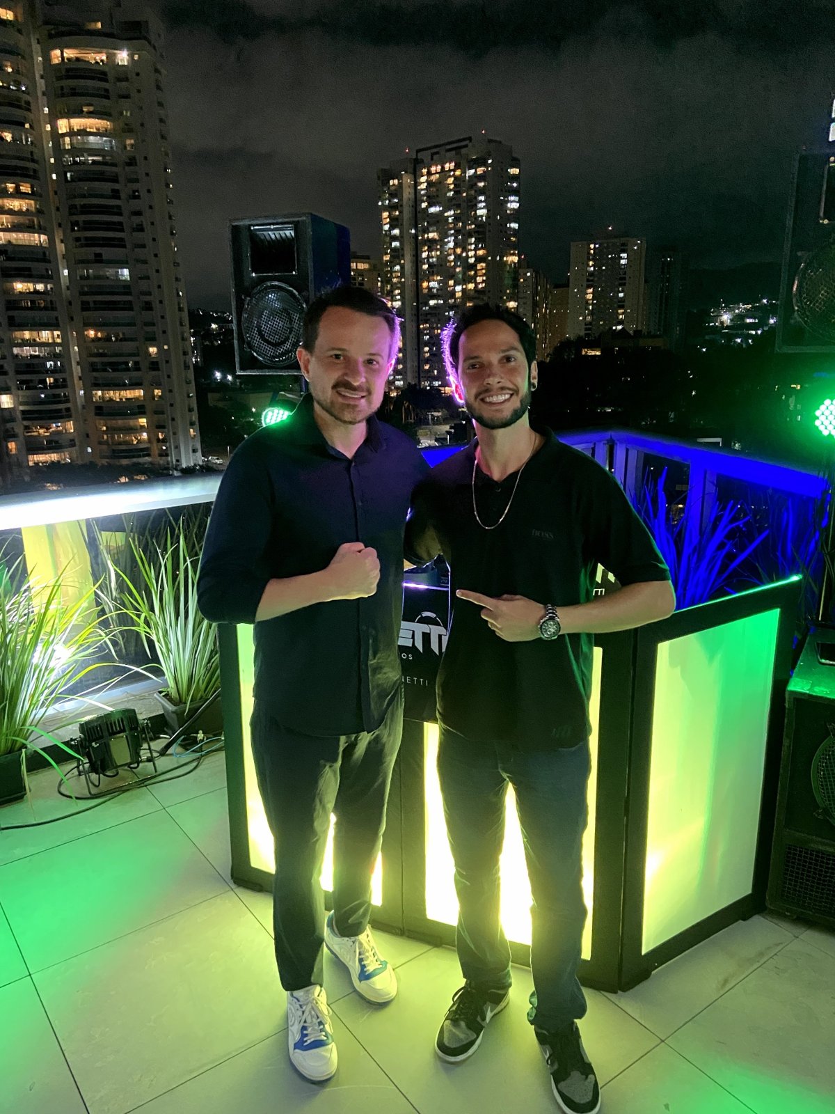 Bastidores em evento corporativo de alto padrão